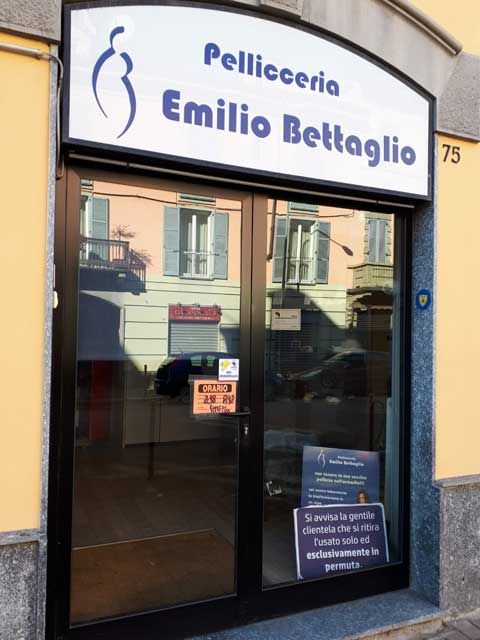 pellicceria bettaglio, riparazione, rimessa a modello, esecuzione personalizzata su misura, diverse tipi di pelliccia a voghera, alessandria, tortona e pavia